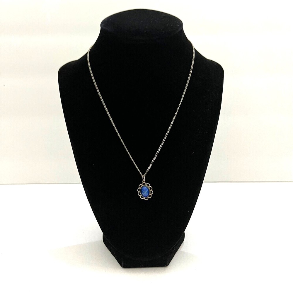 Vtg Faux Star Sapphire Pendant Necklace Silver Tone 8" - Picture 2 of 6
